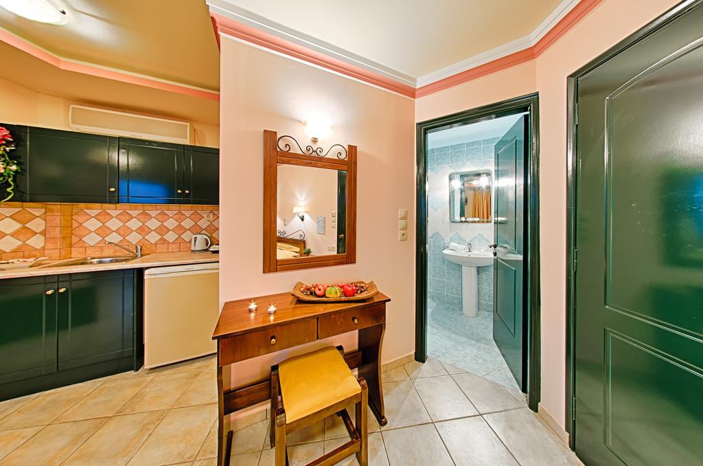 Harmony Hotel Keri Cameră foto